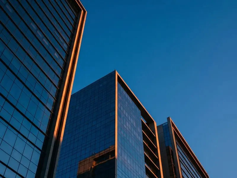 Prédios comerciais modernos